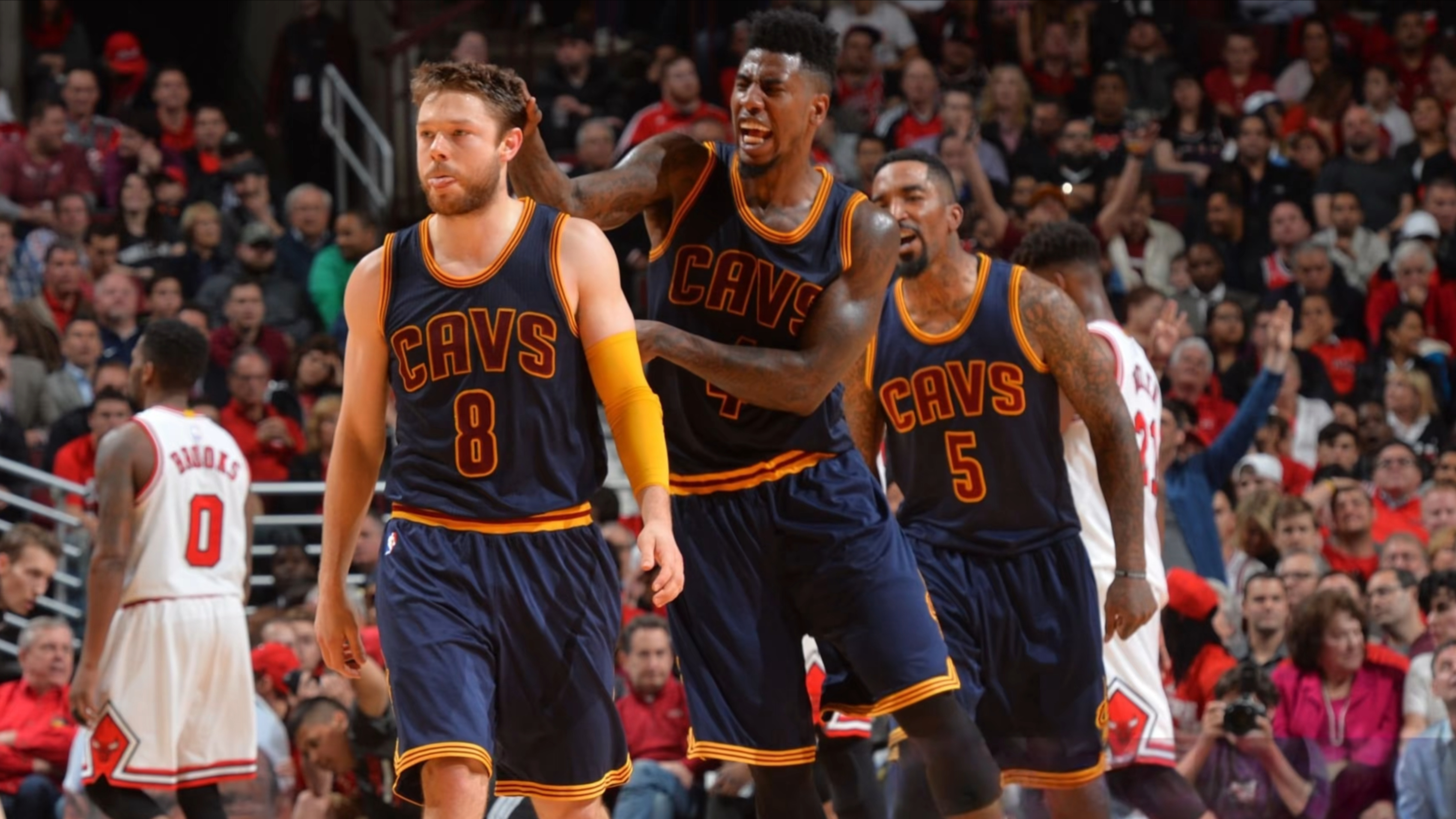 刚刚！赛前克里夫兰骑士备战社区盾今夜曼城备战国王杯，德布劳内在G2比赛中险胜的简单介绍