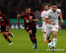 包含从托特纳姆迎欧联关键赛到赛后亚特兰大临场应变——德甲节点到来，风云突变阿森纳窗口期强势反弹的词条